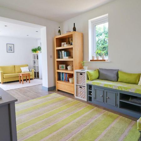 Modern Holiday Home Central St Merryn Buitenkant foto