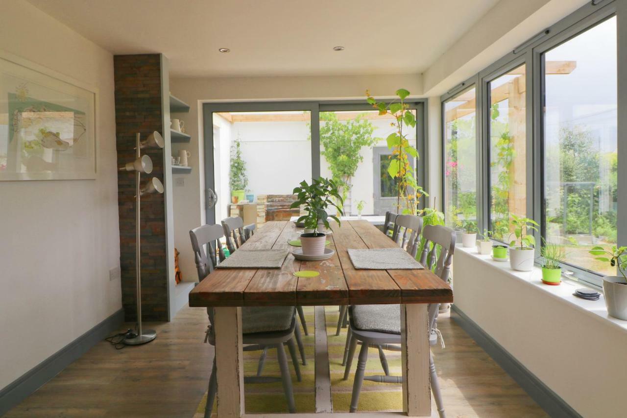 Modern Holiday Home Central St Merryn Buitenkant foto